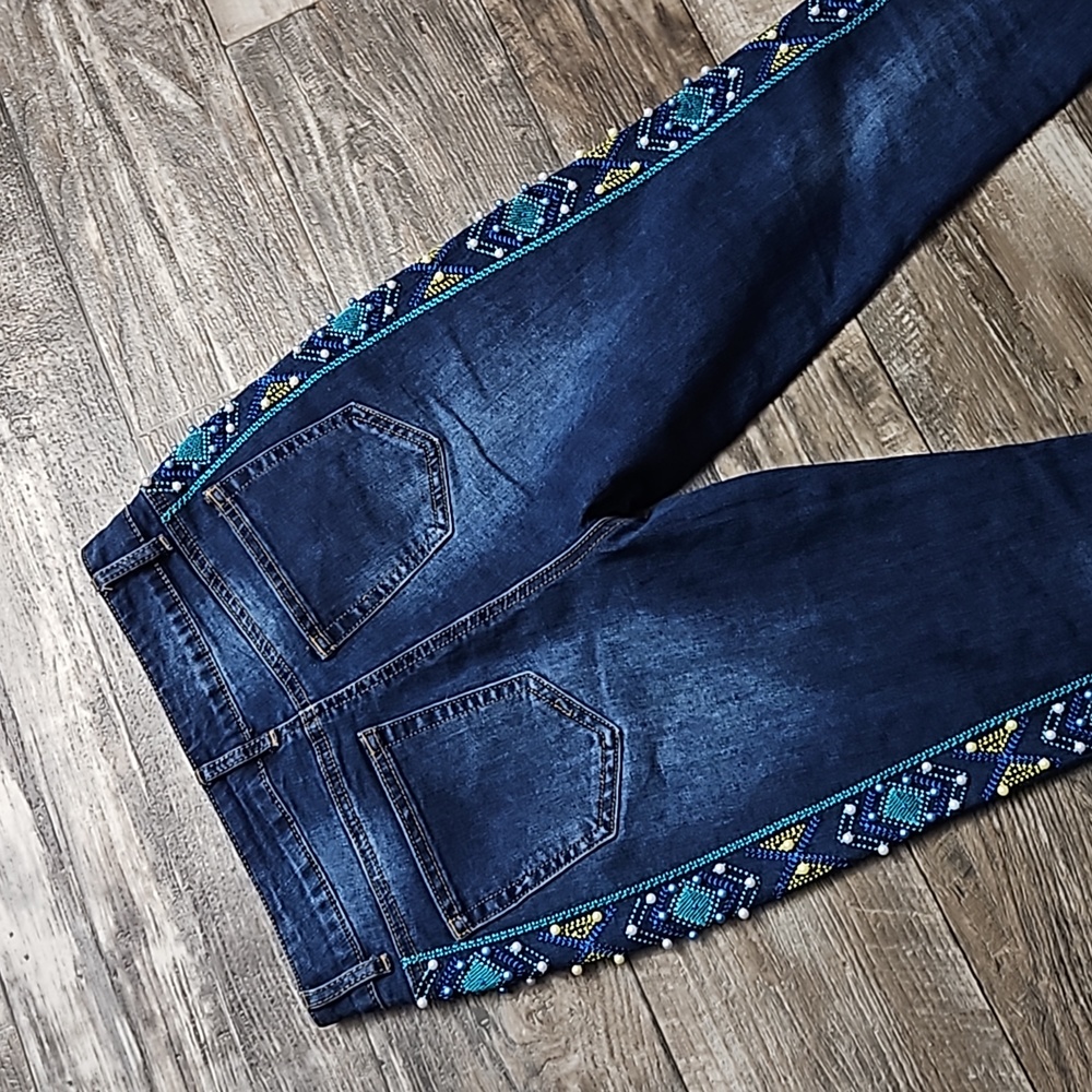 Stylish Blue Embroidered Women's Skinny Jeans - Picture 5 of 16